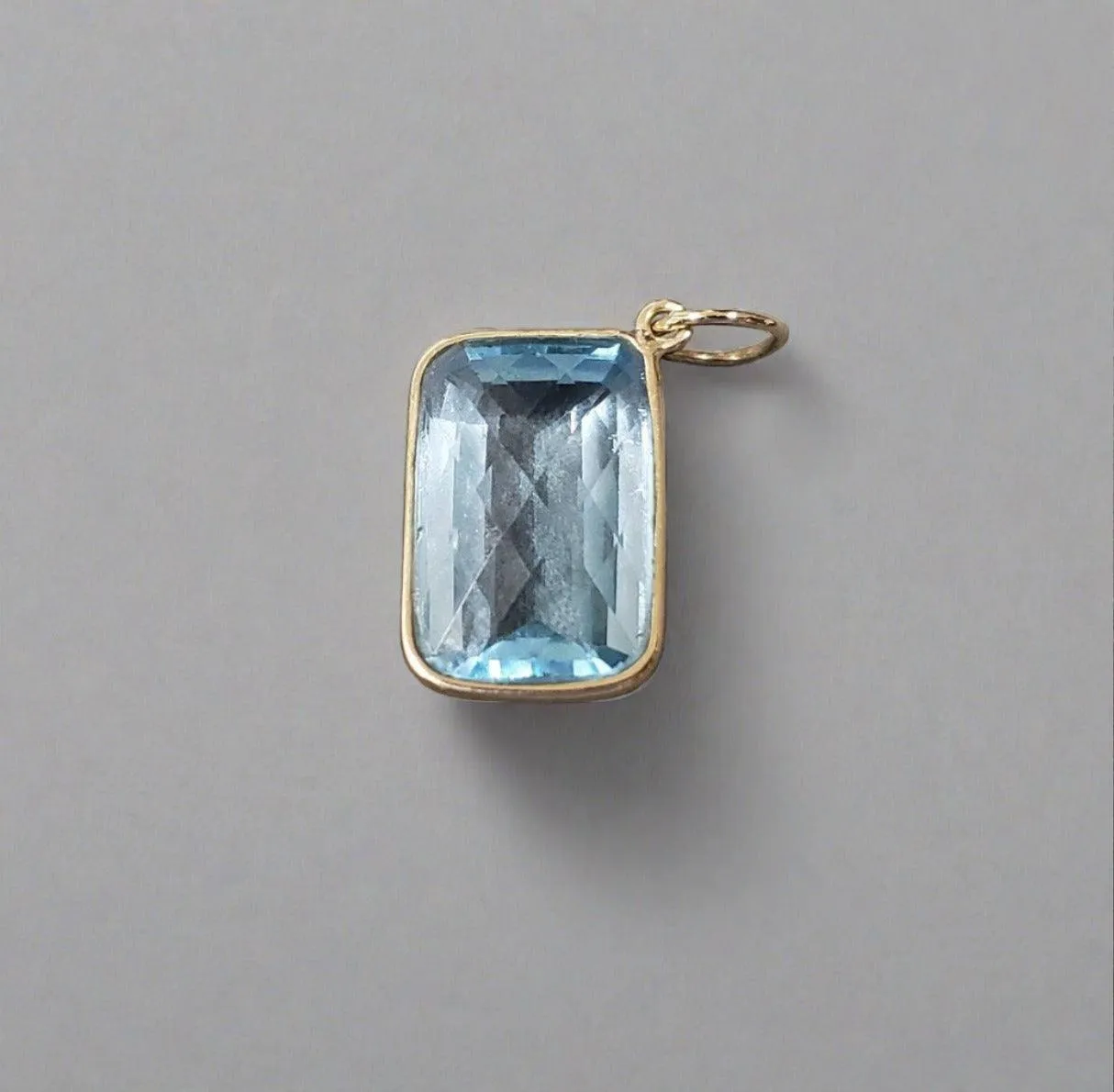 14k Gold Sky Blue Topaz Pendant