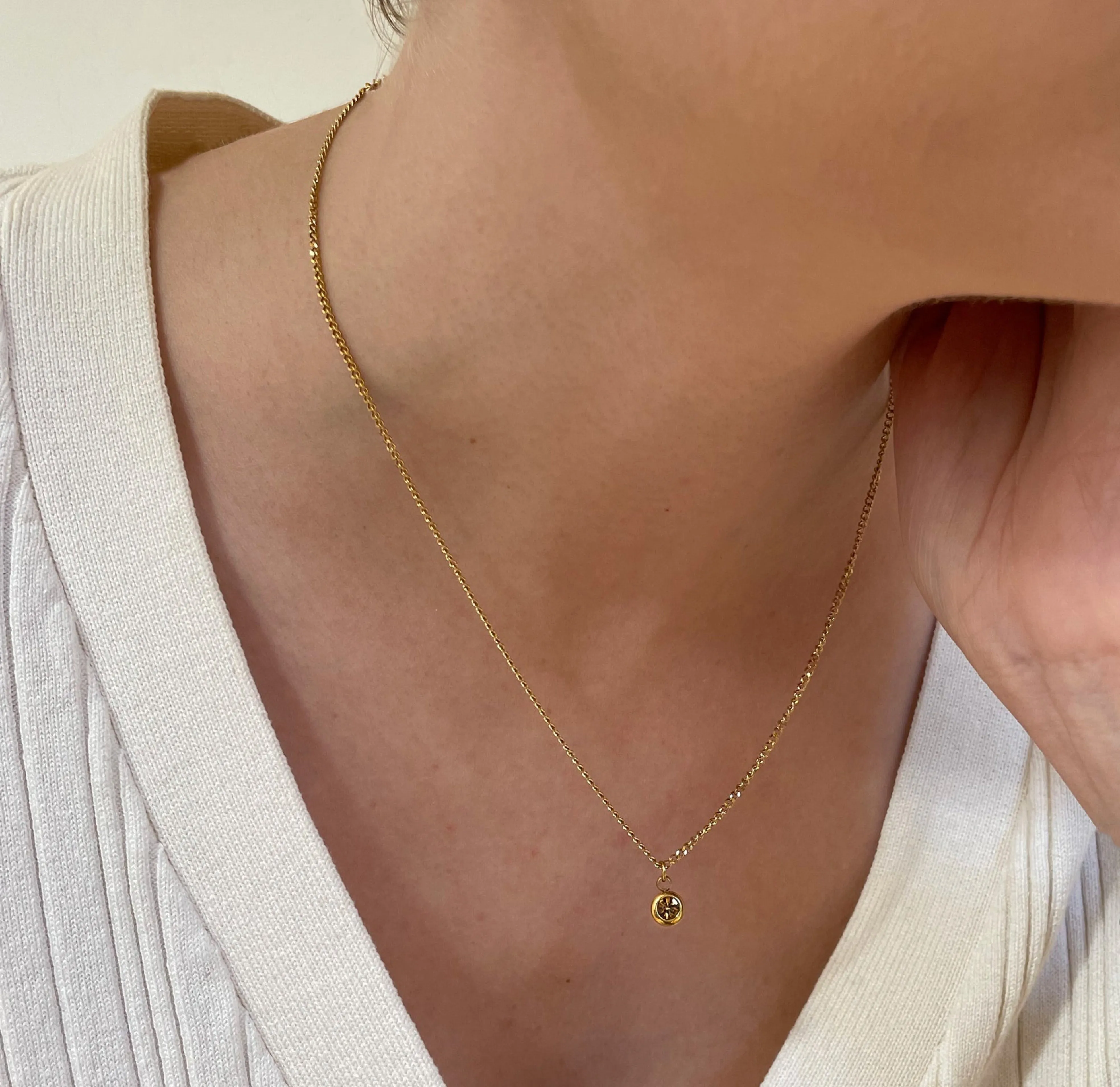 DELILAH CITRINE BIRTHSTONE PENDANT NECKLACE - NOVEMBER