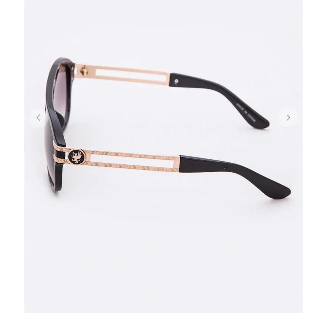 Elvis Aviators