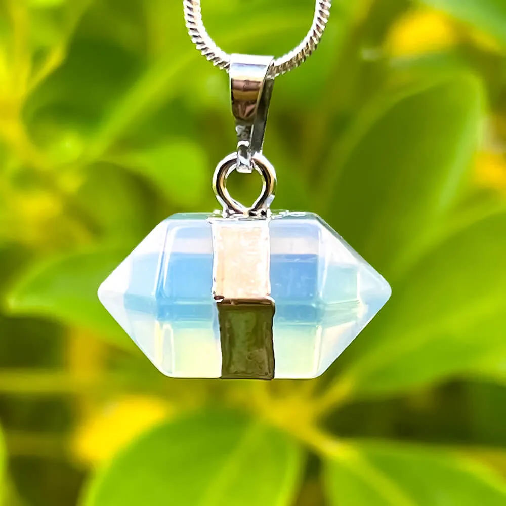 Horizontal Double Point Crystal Necklace