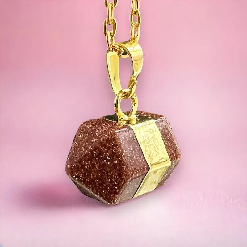 Horizontal Double Point Crystal Necklace