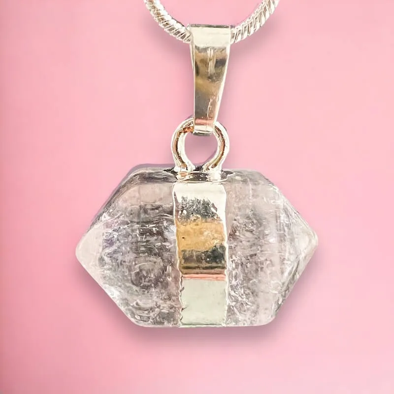 Horizontal Double Point Crystal Necklace