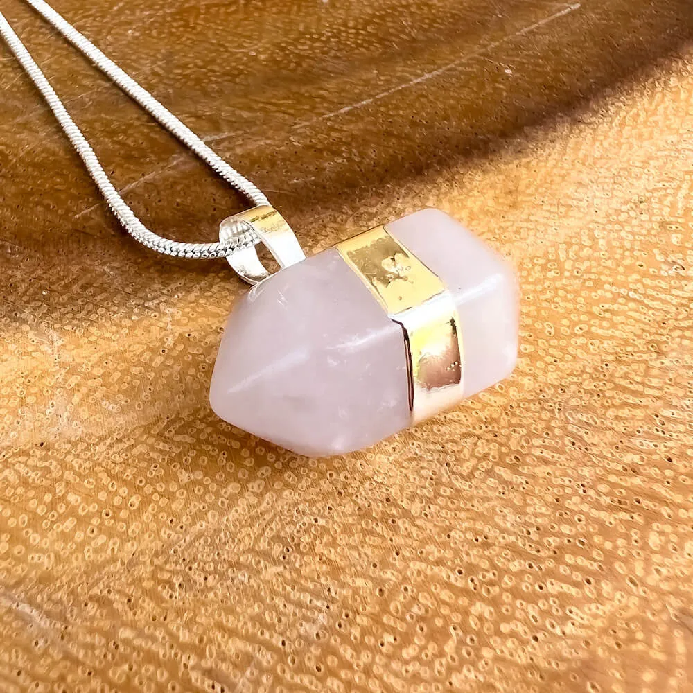 Horizontal Double Point Crystal Necklace