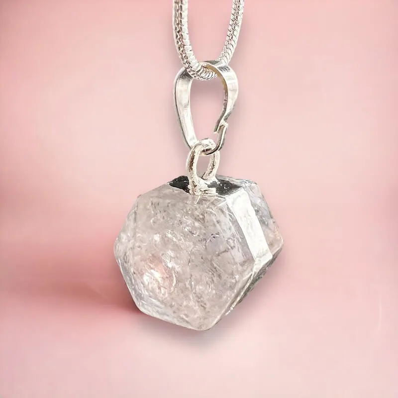Horizontal Double Point Crystal Necklace
