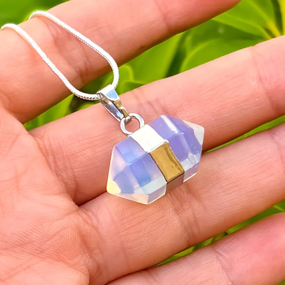 Horizontal Double Point Crystal Necklace