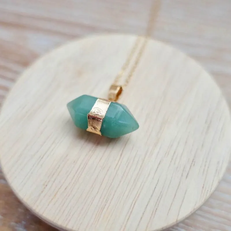 Horizontal Double Point Crystal Necklace