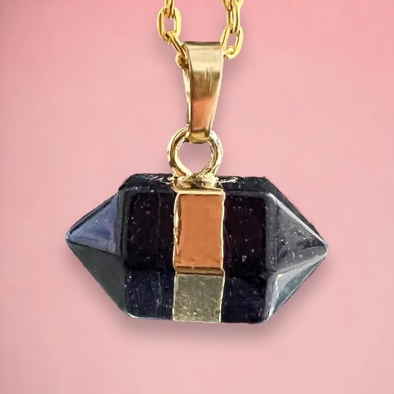 Horizontal Double Point Crystal Necklace