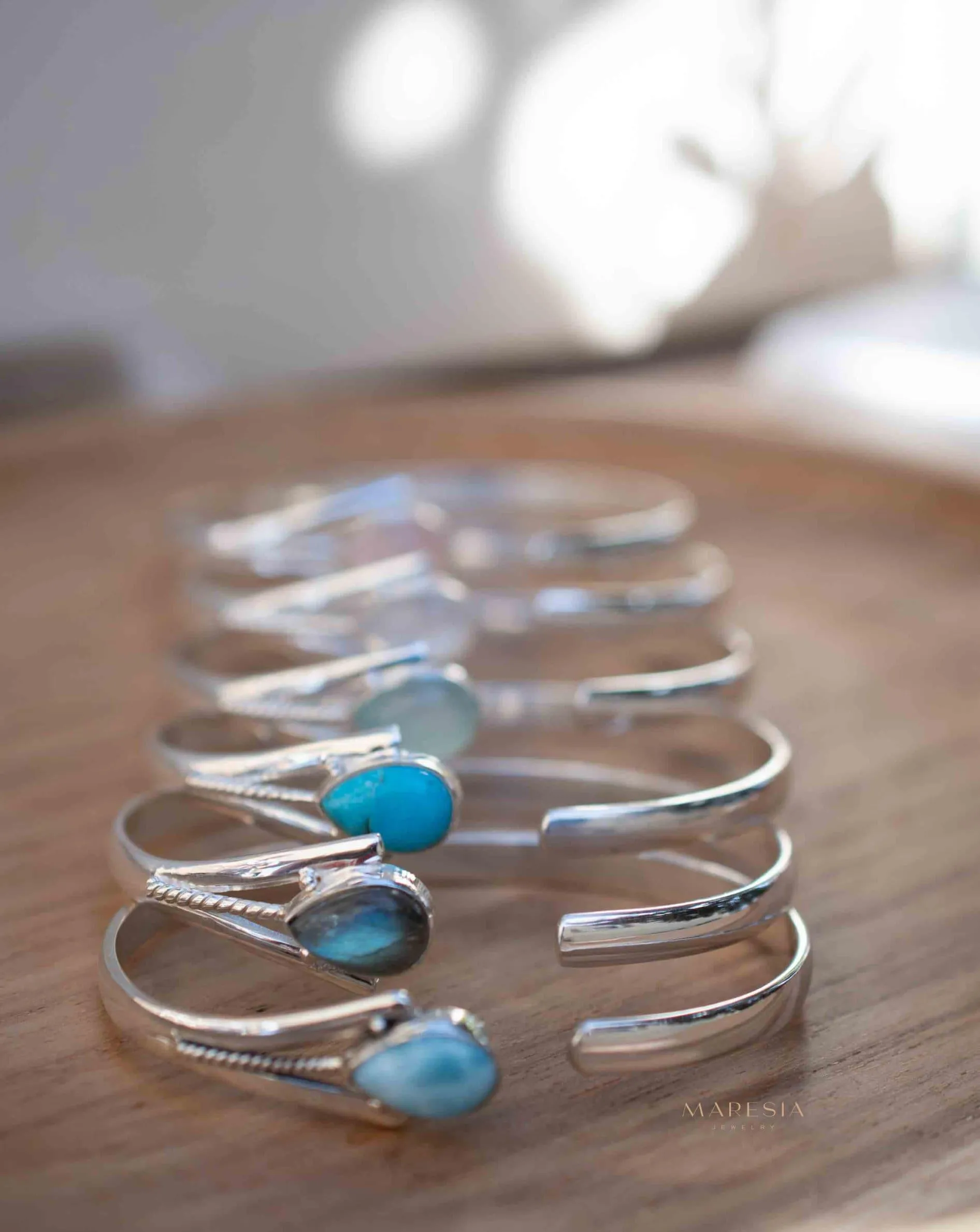 Labradorite Adjustable Bracelet ~ Sterling Silver 925 ~ MB061