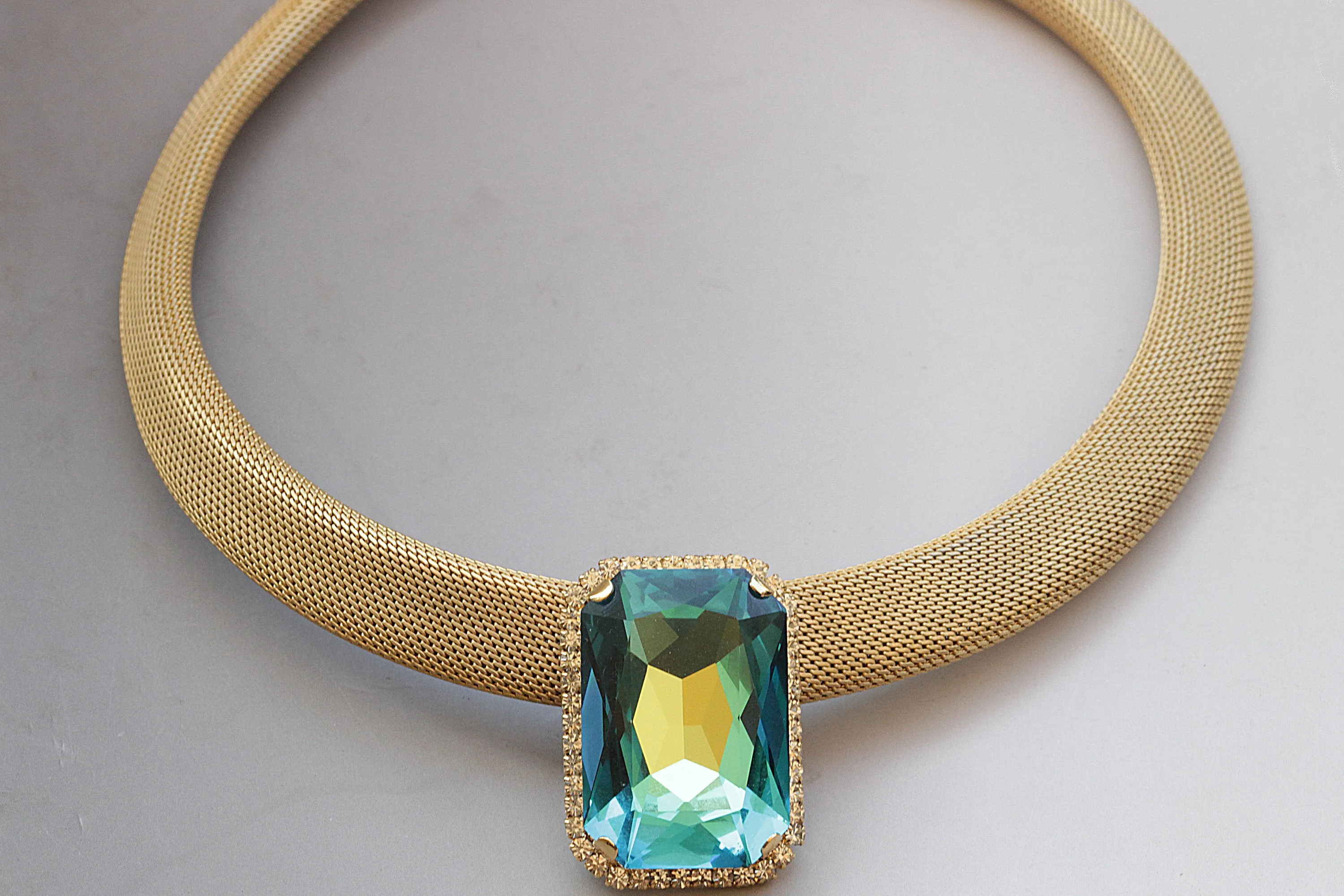 SILVER CHOKER NECKLACE