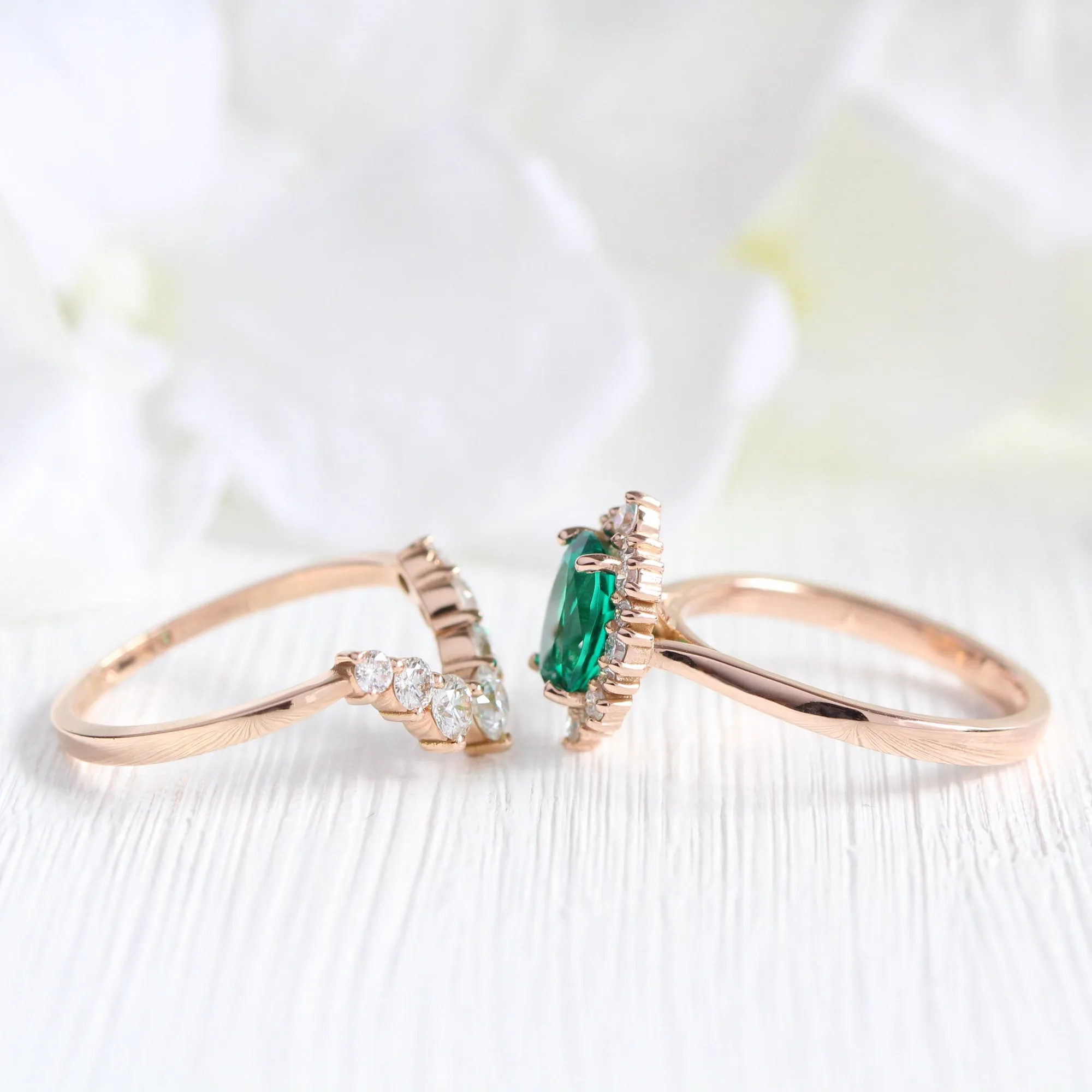 Tiara Halo Oval Ring Bridal Set w/ Emerald and Large 7 Diamond U Band