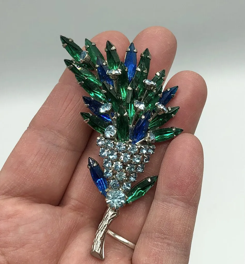 Vintage 1950s/ 60s Rhinestone Earrings & Brooch Set /b