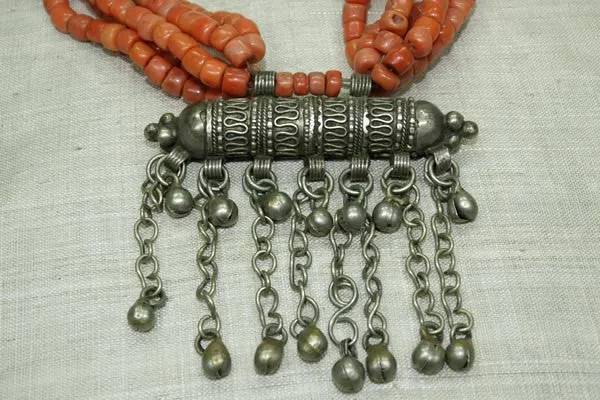 Yemen Coral & Silver Necklace